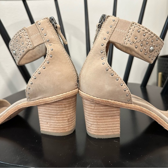 Frye Brielle studded deco sandals, size 8, taupe - Picture 9 of 15